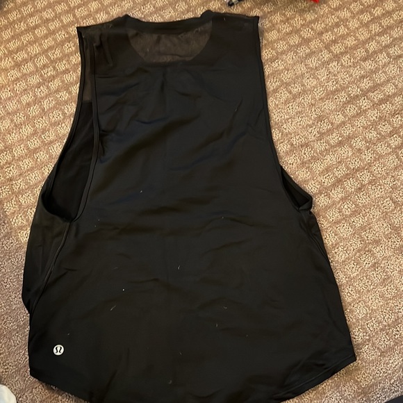 Black Lululemon workout top. Black and Sz 8 - Picture 2 of 5